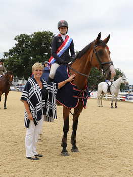 Tara Byrtt takes the National 1.15m Members Cup Championship
